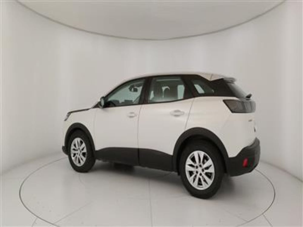 Peugeot 3008 usata a Bari (4)