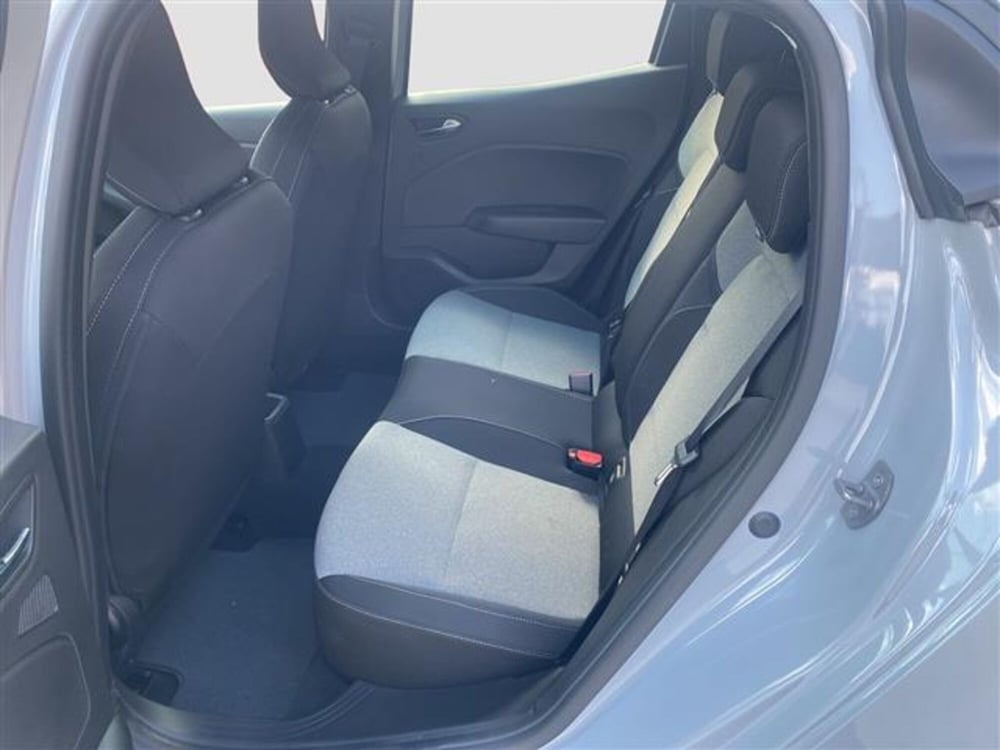 Renault Clio nuova a Bologna (15)