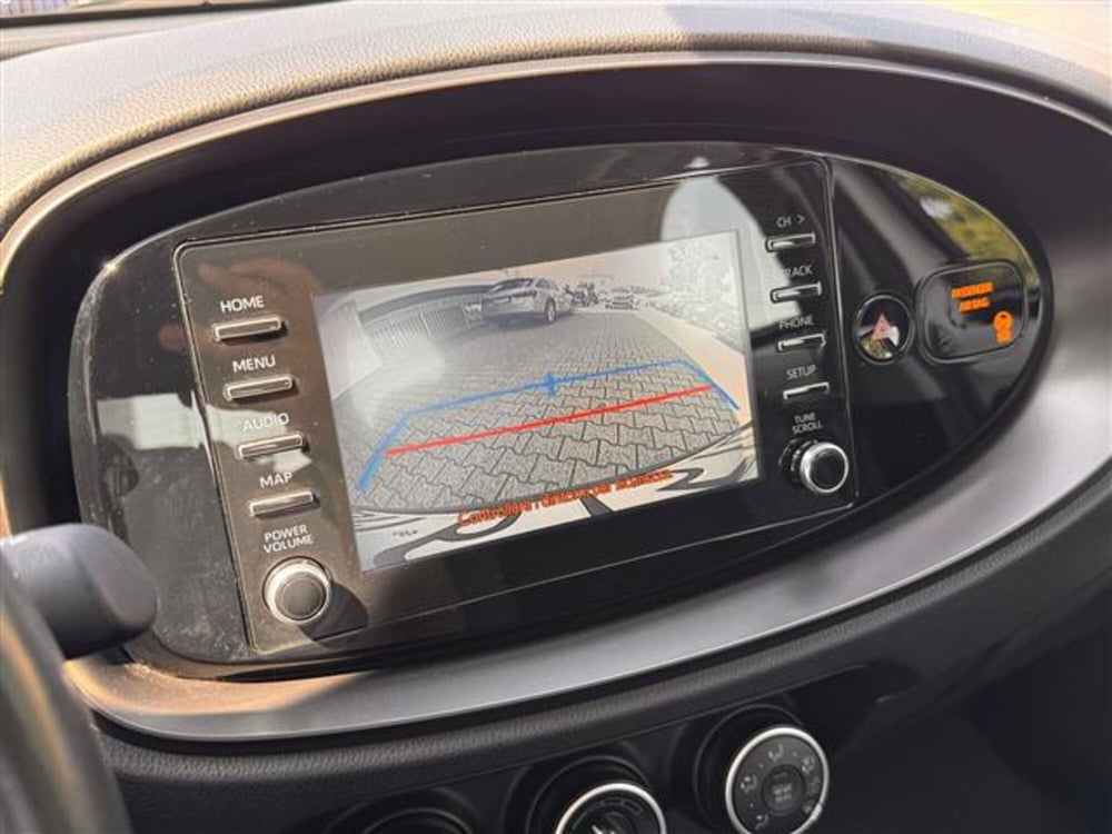 Toyota Aygo X usata a Pavia (15)