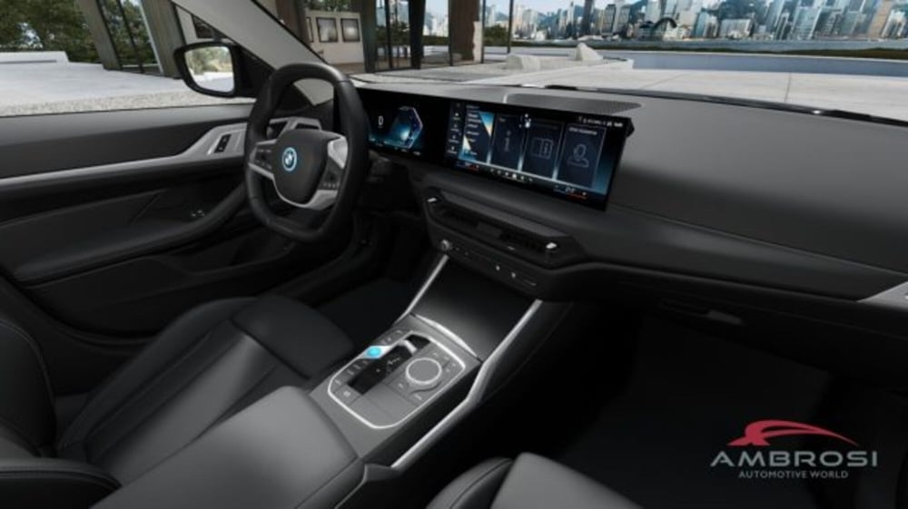 BMW i4 nuova a Perugia (9)