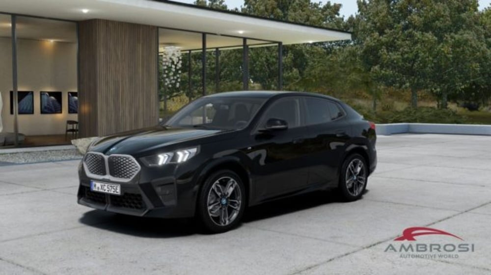 BMW iX2 nuova a Perugia