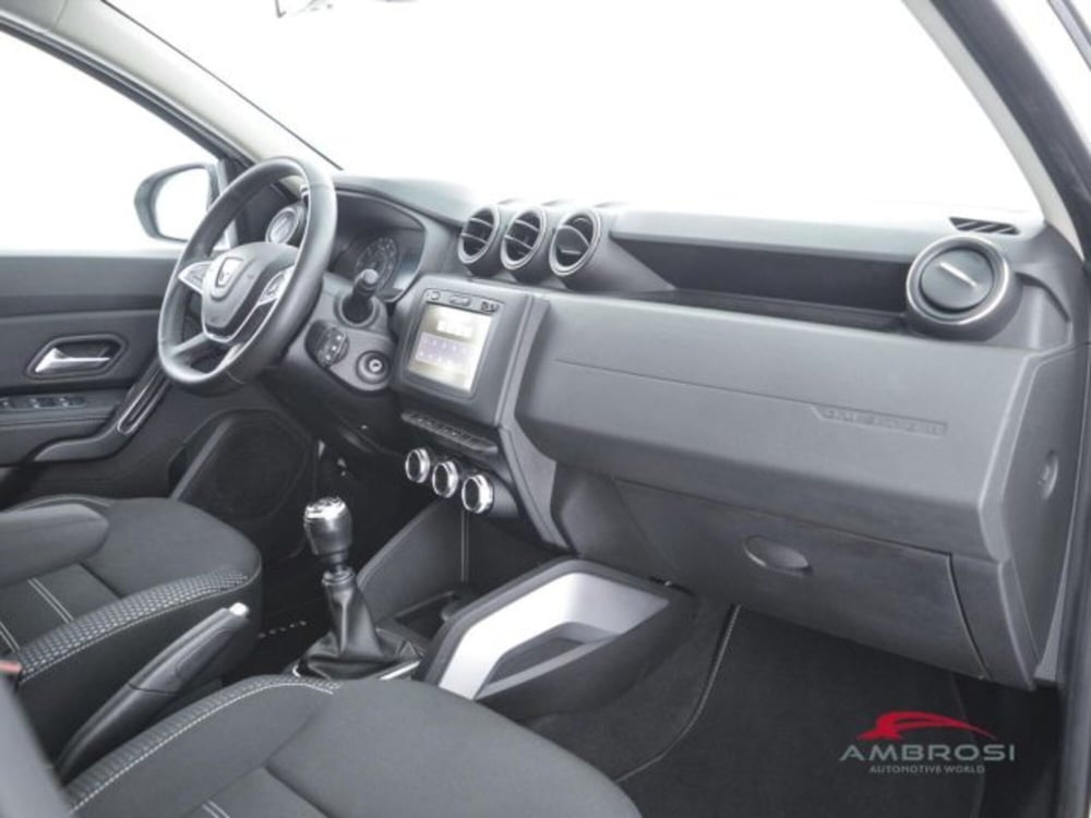 Dacia Duster usata a Perugia (12)