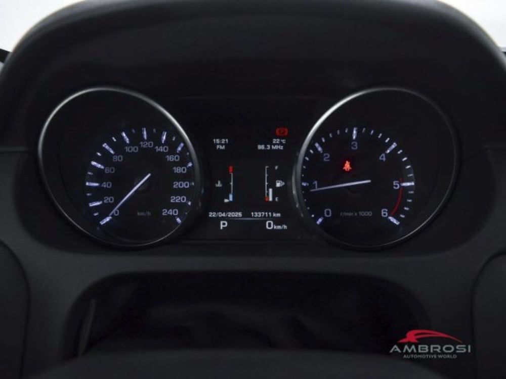 Land Rover Discovery Sport usata a Perugia (13)