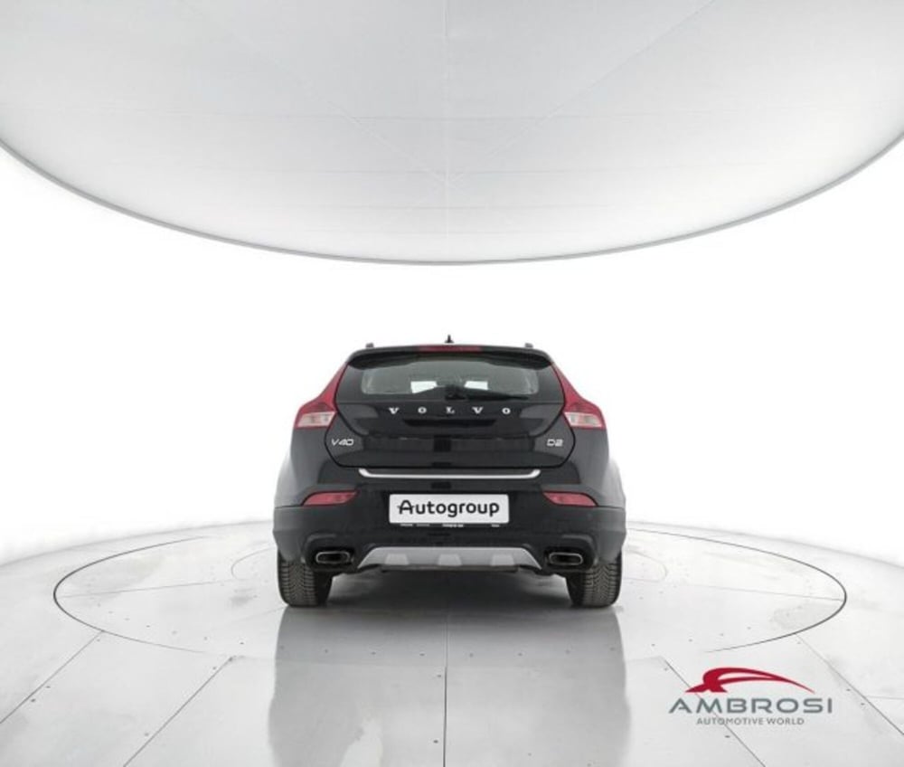Volvo V40 Cross Country usata a Perugia (6)