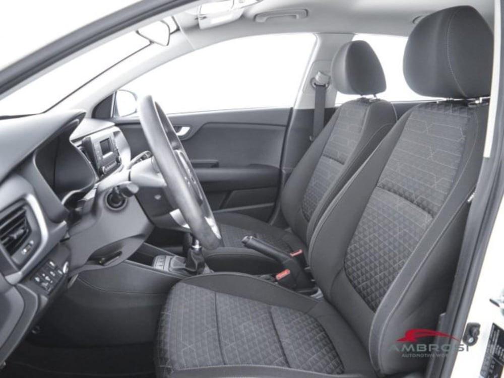 Kia Rio usata a Perugia (9)