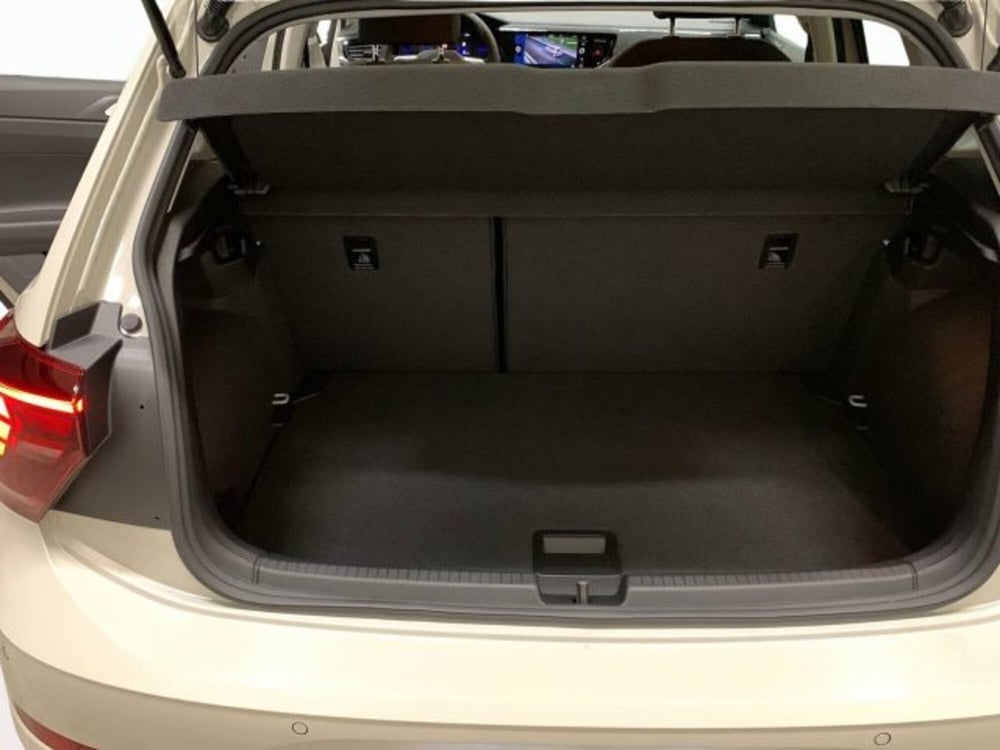 Volkswagen Polo nuova a Vicenza (15)