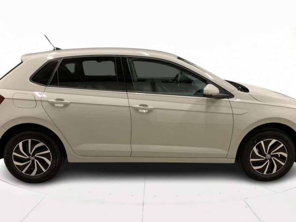 Volkswagen Polo nuova a Vicenza (3)