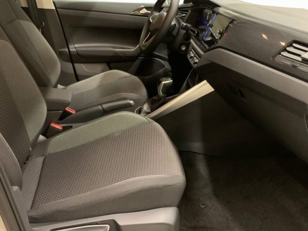 Volkswagen Polo nuova a Vicenza (6)