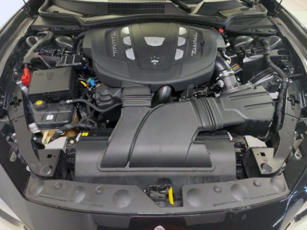 Maserati Ghibli usata a Modena (15)