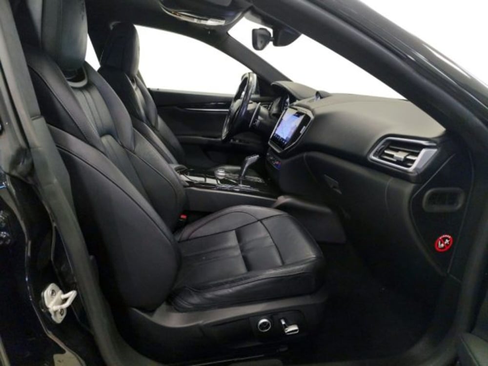 Maserati Ghibli usata a Modena (20)