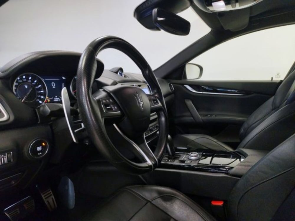 Maserati Ghibli usata a Modena (6)