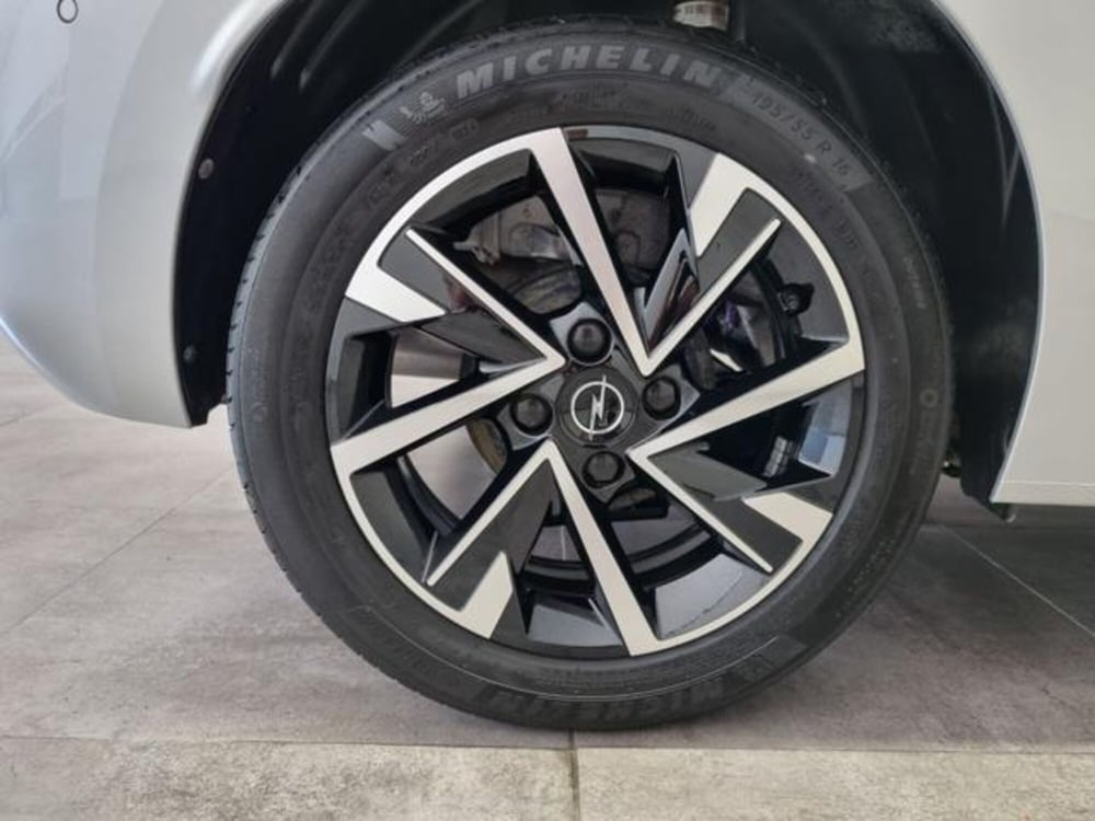 Opel Corsa usata a Como (6)