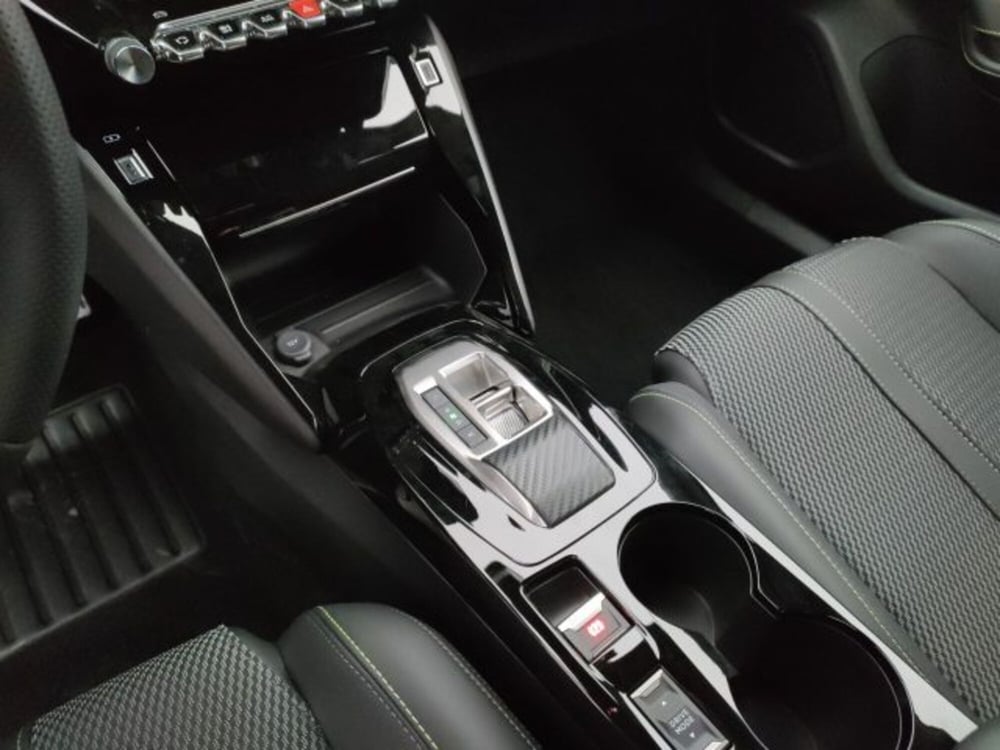 Peugeot 2008 nuova a Torino (15)