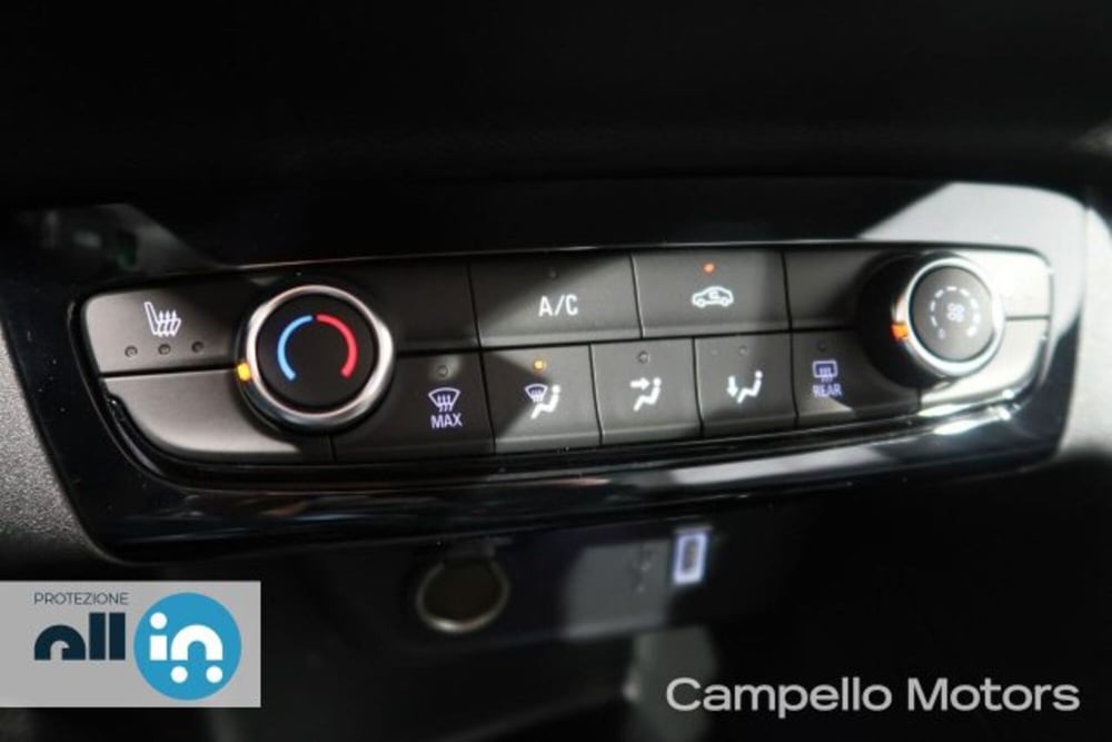 Opel Corsa nuova a Venezia (12)