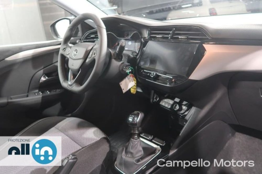Opel Corsa nuova a Venezia (14)