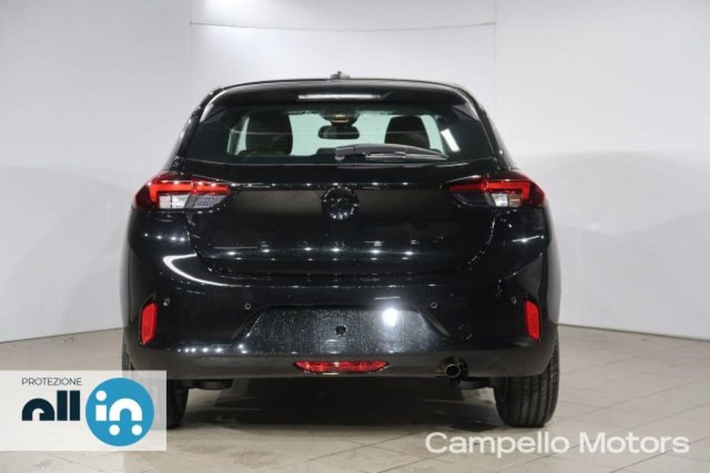 Opel Corsa nuova a Venezia (4)