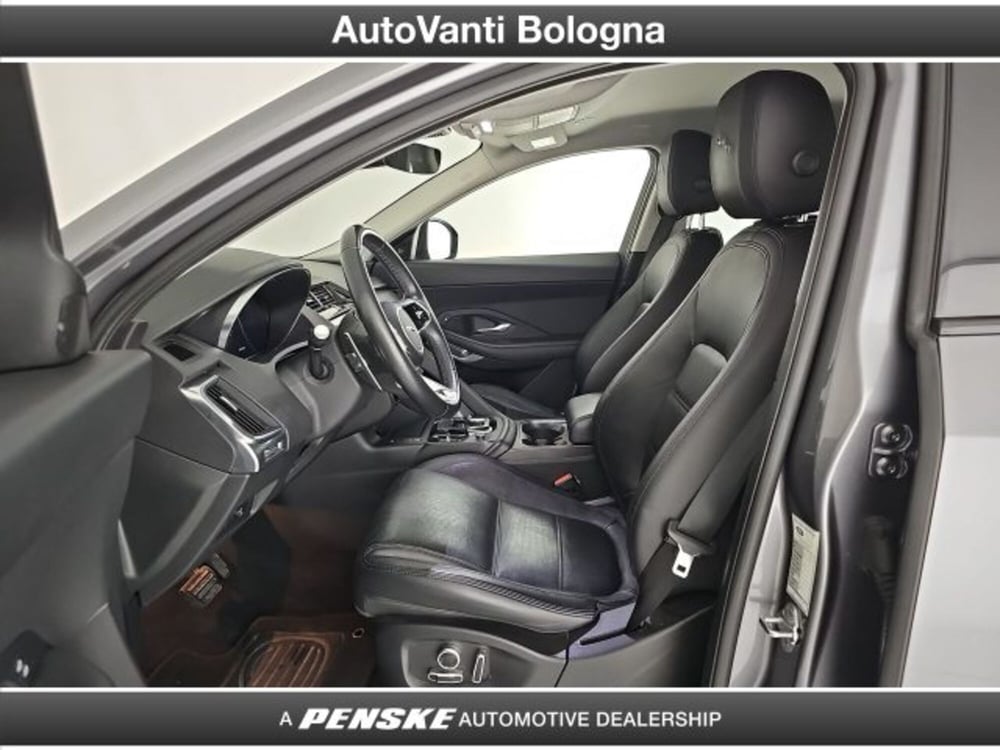 Jaguar E-Pace usata a Bologna (10)