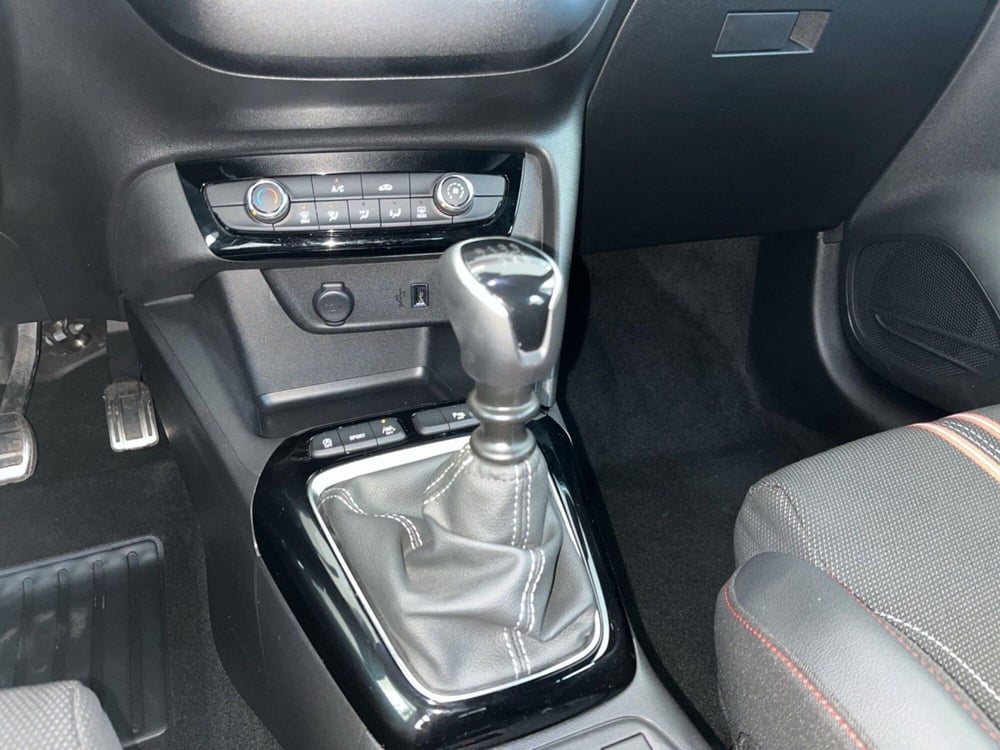 Opel Corsa usata a Torino (11)