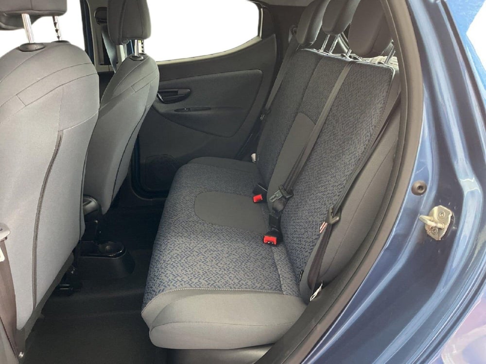 Lancia Ypsilon usata a Torino (8)