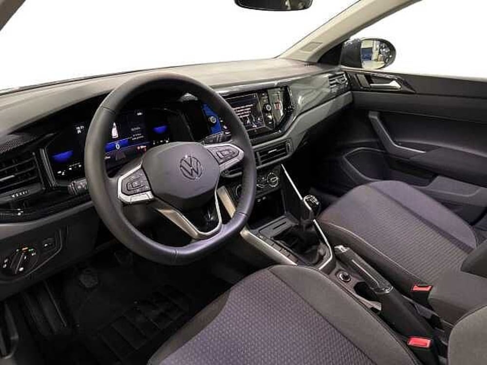 Volkswagen Taigo nuova a Napoli (11)