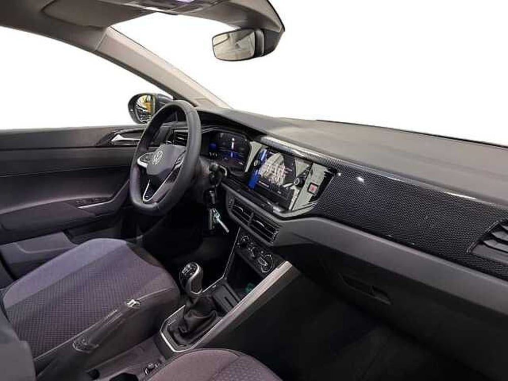 Volkswagen Taigo nuova a Napoli (12)