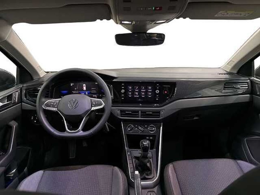 Volkswagen Taigo nuova a Napoli (13)