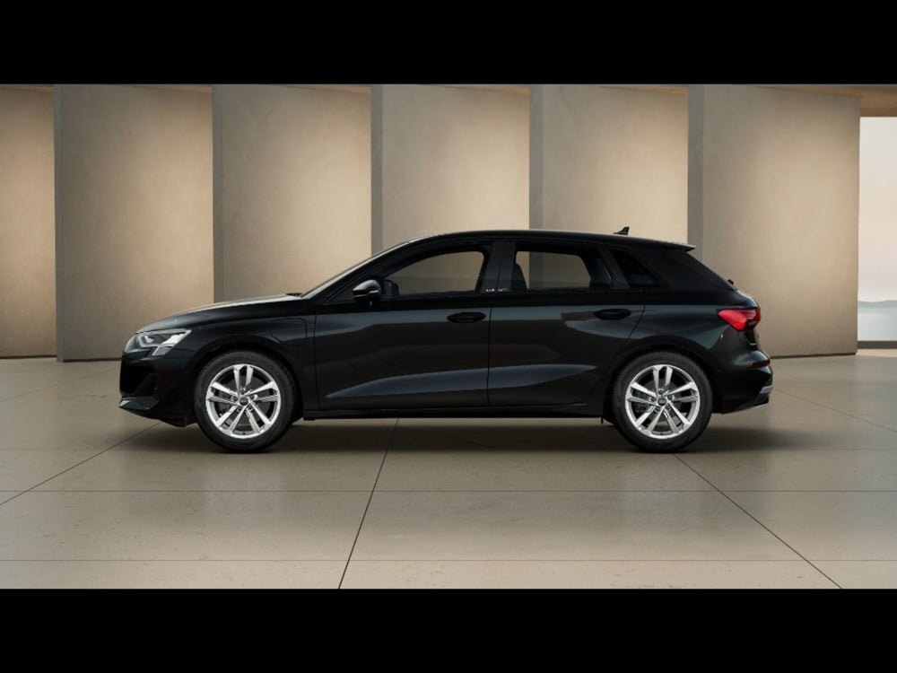 Audi A3 Sportback nuova a Livorno (2)