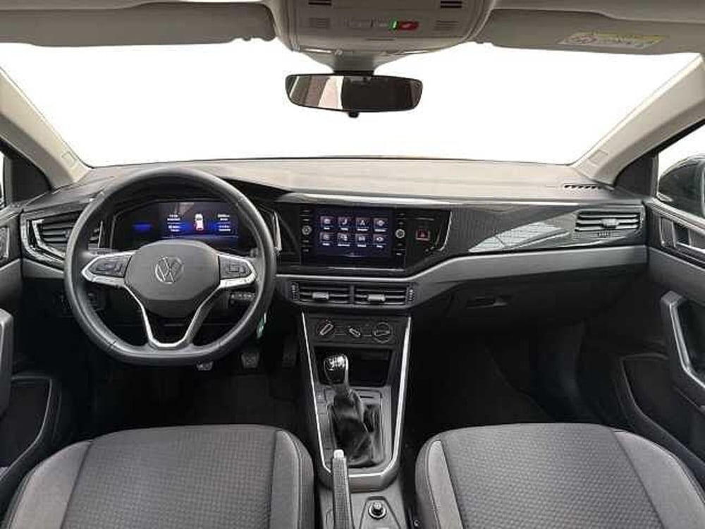 Volkswagen Taigo usata a Napoli (13)