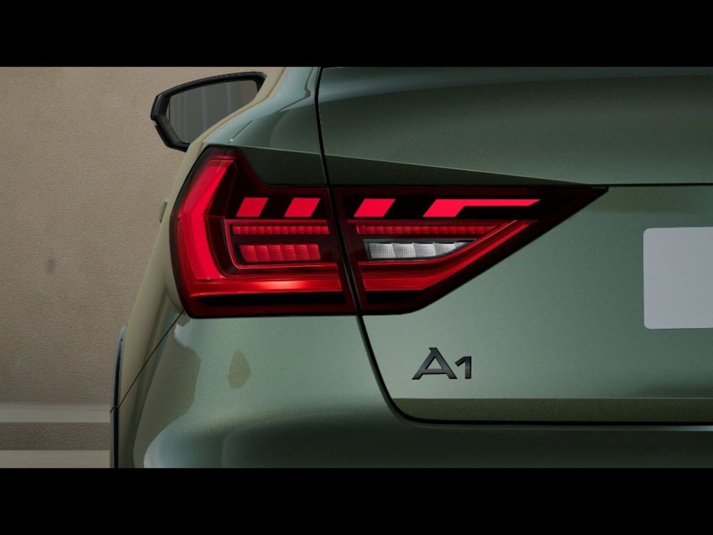 Audi A1 allstreet nuova a Livorno (7)