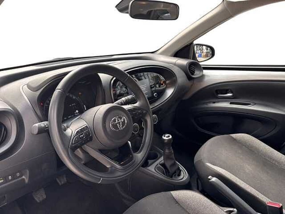 Toyota Aygo X usata a Napoli (12)