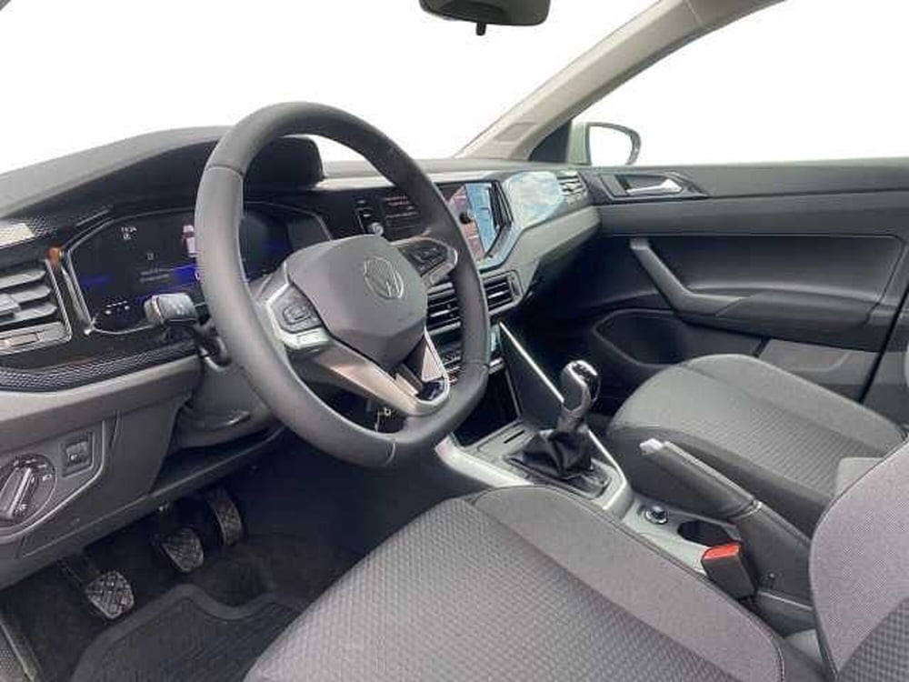Volkswagen Polo nuova a Napoli (12)