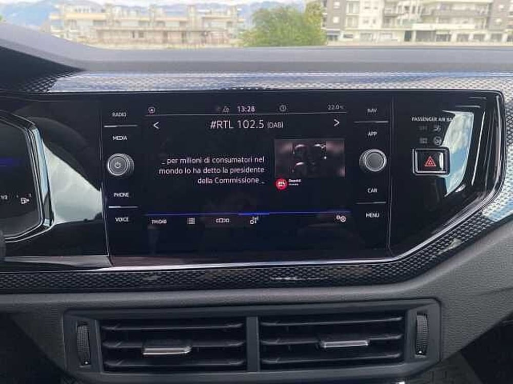 Volkswagen Polo nuova a Napoli (19)