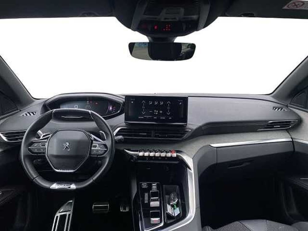 Peugeot 5008 usata a Napoli (14)