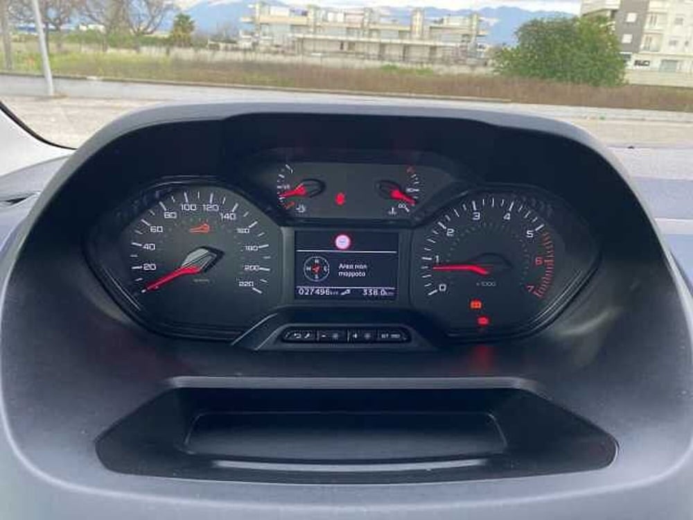 Peugeot Rifter usata a Napoli (11)