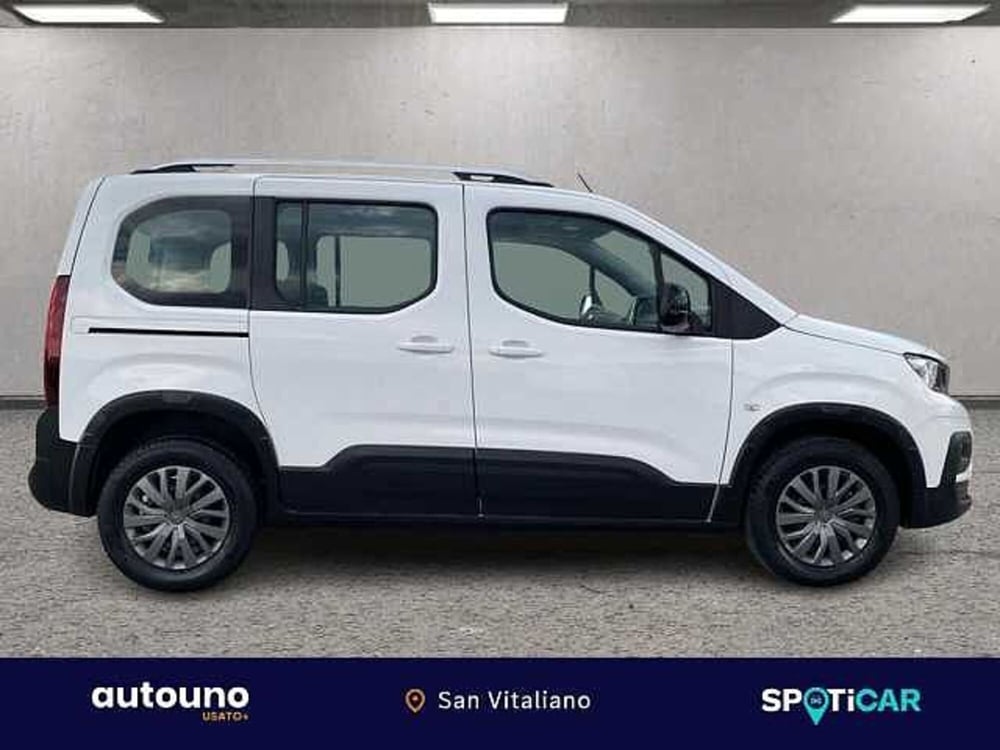 Peugeot Rifter usata a Napoli (6)