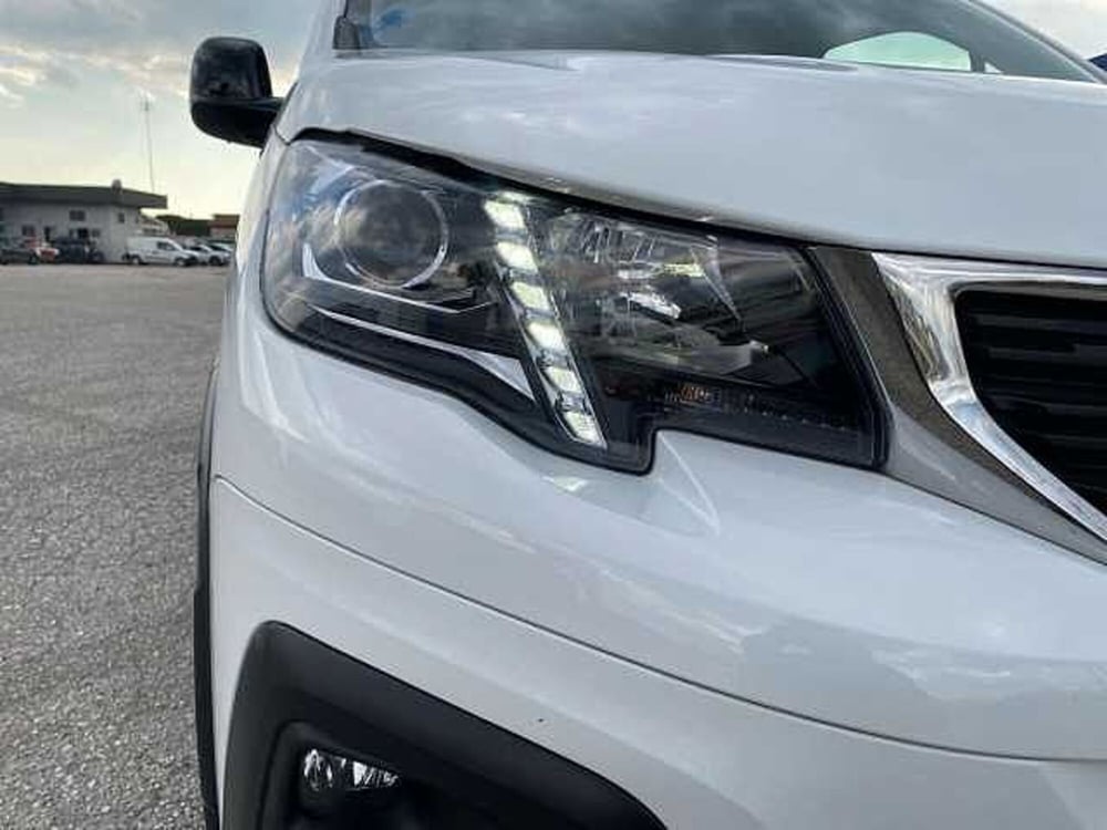 Peugeot Rifter usata a Napoli (9)