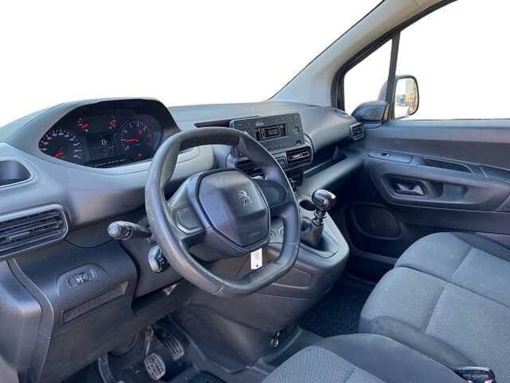 Peugeot Partner Furgone usata a Napoli (12)