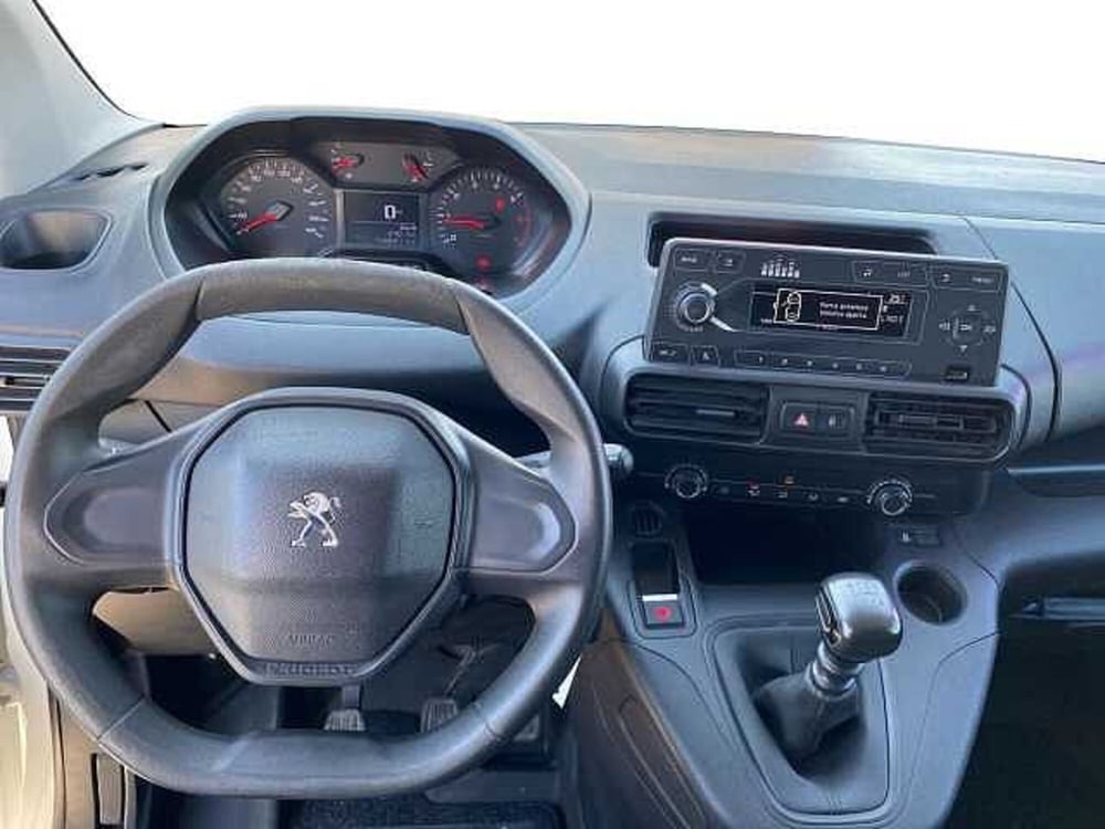 Peugeot Partner Furgone usata a Napoli (15)