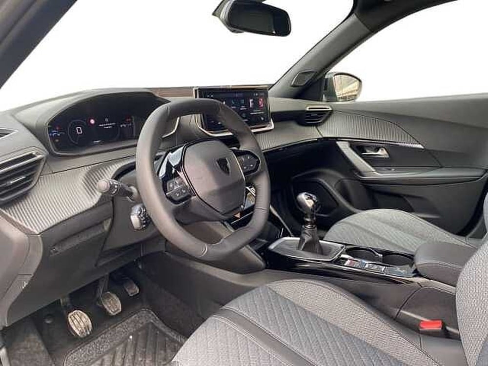 Peugeot 2008 nuova a Napoli (12)