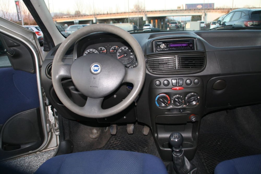 Fiat Punto usata a Pordenone (10)