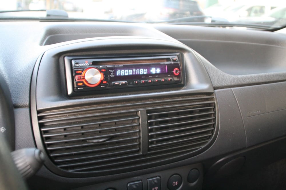 Fiat Punto usata a Pordenone (13)