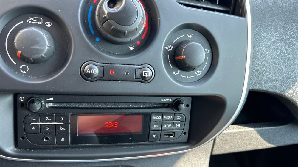Renault Kangoo usata a Parma (16)