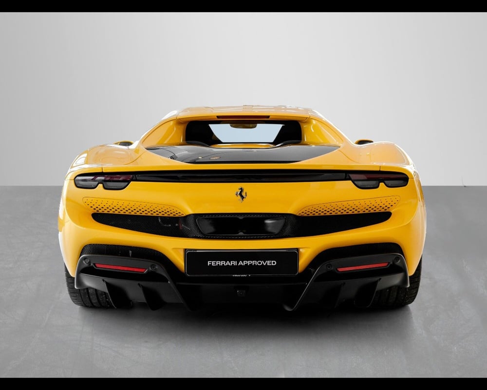 Ferrari 296 Coupé usata a Padova (2)