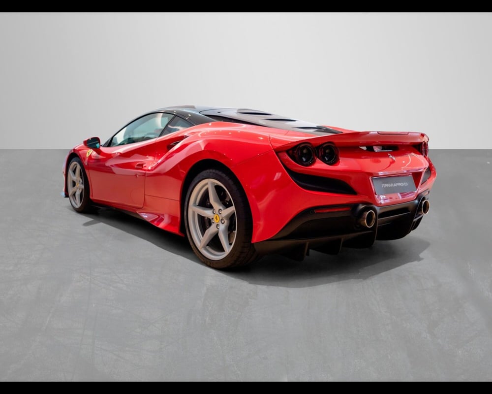 Ferrari F8 Coupé usata a Bologna (10)