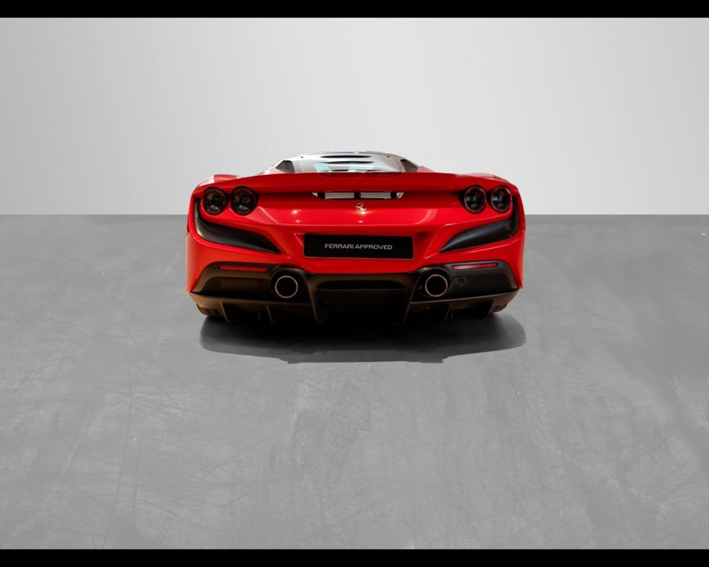 Ferrari F8 Coupé usata a Bologna (4)