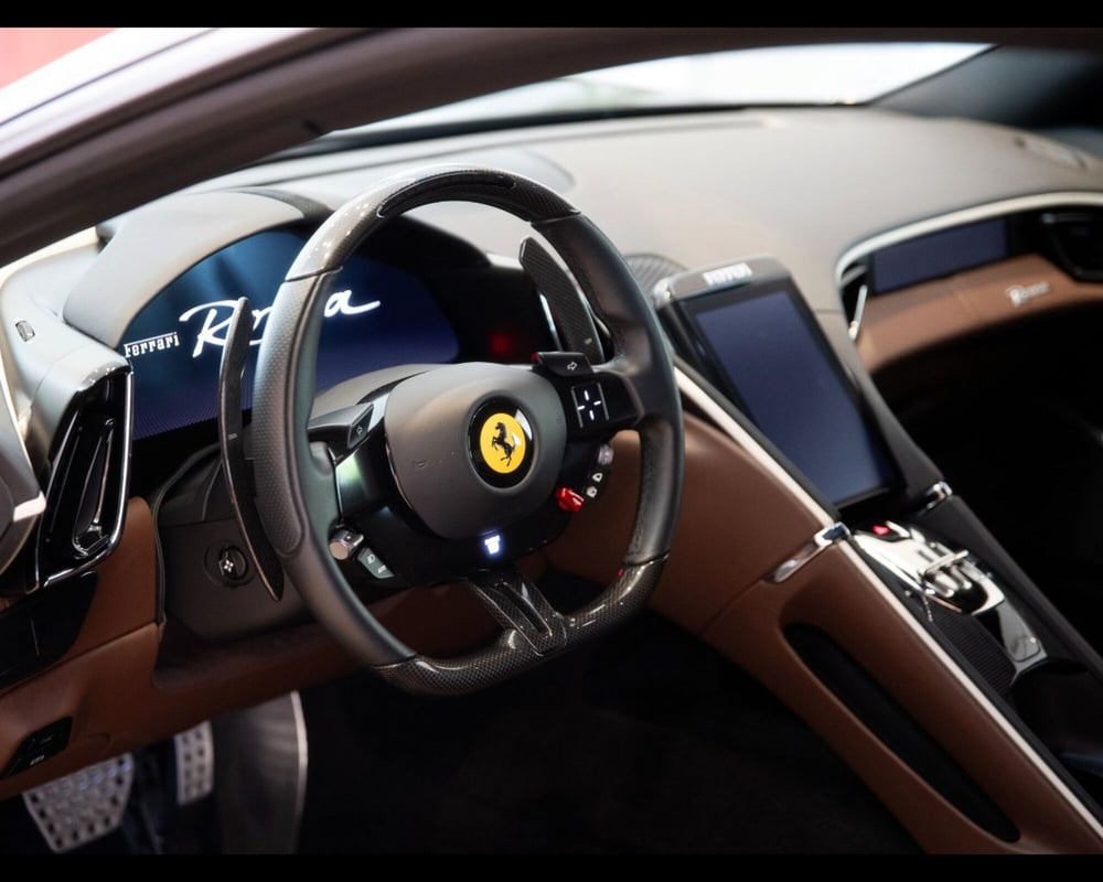 Ferrari Roma Spider usata a Modena (5)