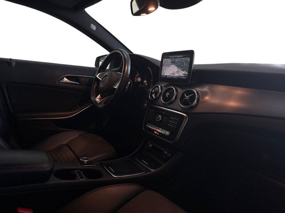 Mercedes-Benz GLA SUV usata a Rimini (12)