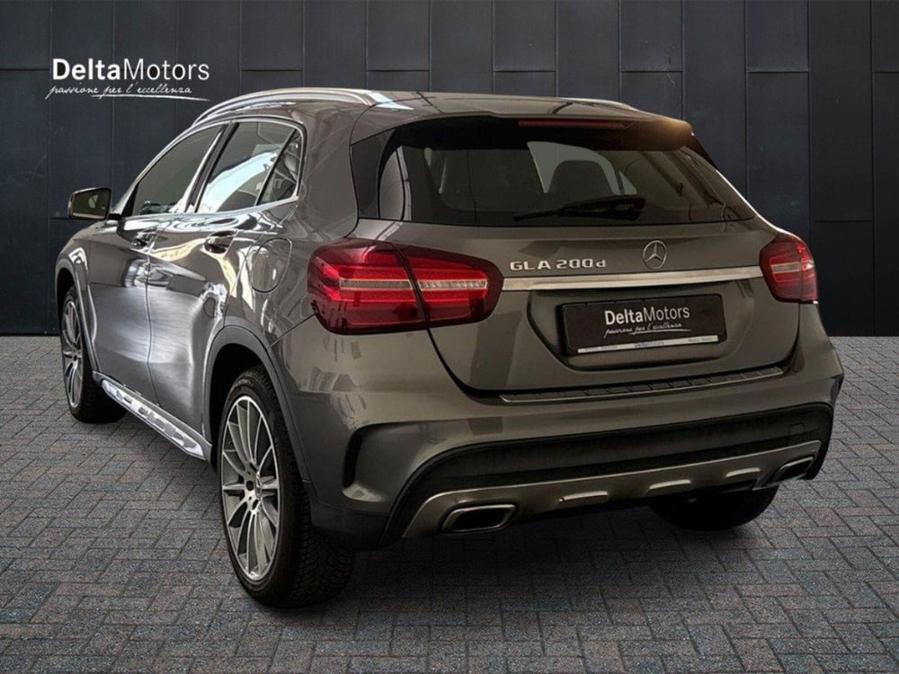 Mercedes-Benz GLA SUV usata a Rimini (5)