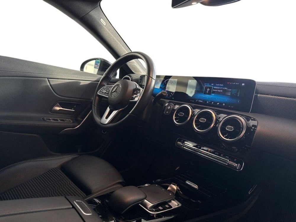 Mercedes-Benz CLA Shooting Brake usata a Rimini (12)