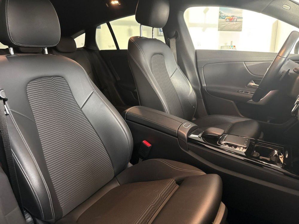 Mercedes-Benz CLA Shooting Brake usata a Rimini (14)